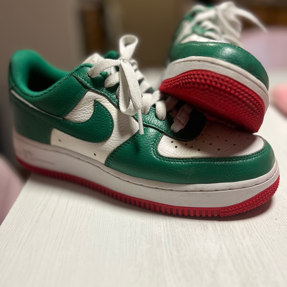 Custom Air Force One’s Green and White Sneakers with Red Soles